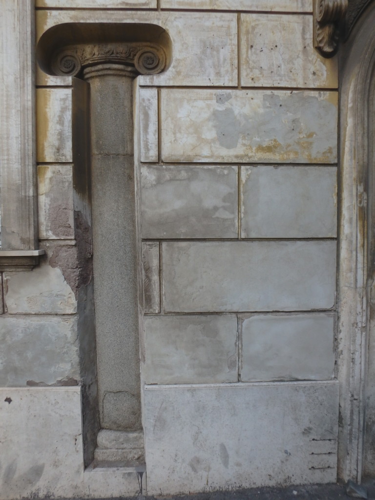 Column in Trastevere